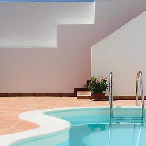 Hostel Surfers Retreat, Corralejo